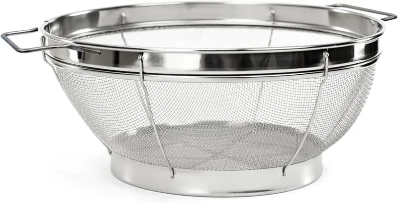 ALZA BASIC est un égouttoir en acier inoxydable avec grille de 25 cm.