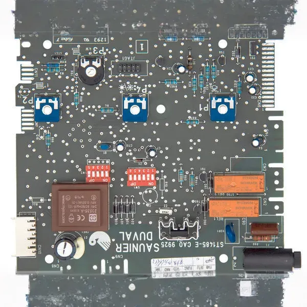 Carte électronique pour chaudière Saunier Duval 057410 Themaplus et Combitek